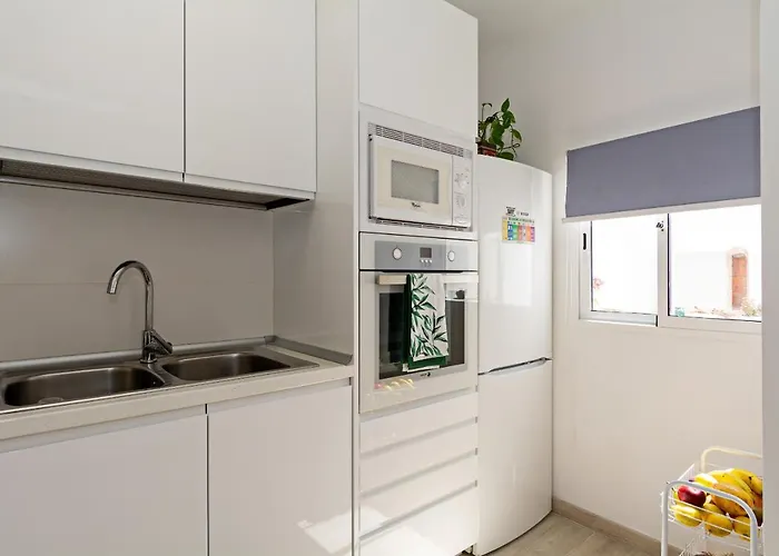 2br Terrace - 10 Min Walk To The * Playa Honda (Lanzarote)