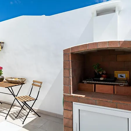 2br Terrace - 10 Min Walk To The Ferienhaus