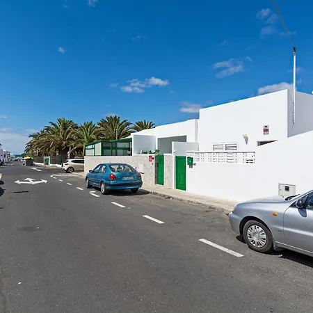 2br Terrace - 10 Min Walk To The * Playa Honda (Lanzarote)