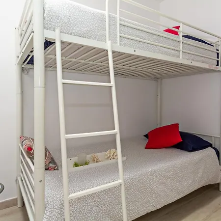 2br Terrace - 10 Min Walk To The Playa Honda (Lanzarote)