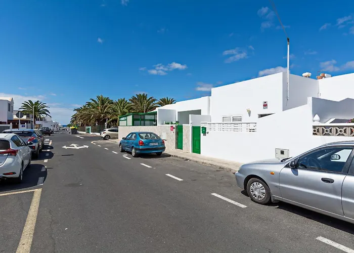 2br Terrace - 10 Min Walk To The * Playa Honda